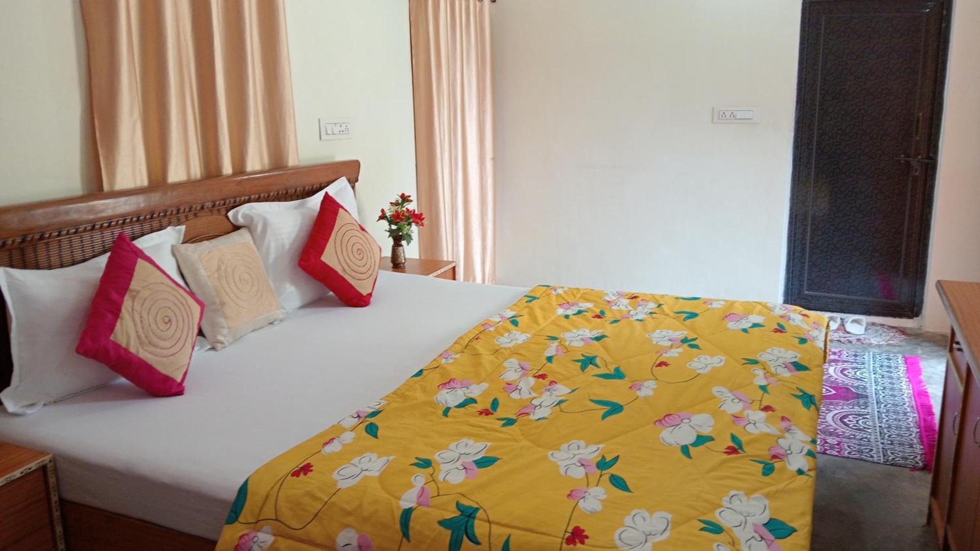 Khajuraho Rancho Apartment Екстериор снимка