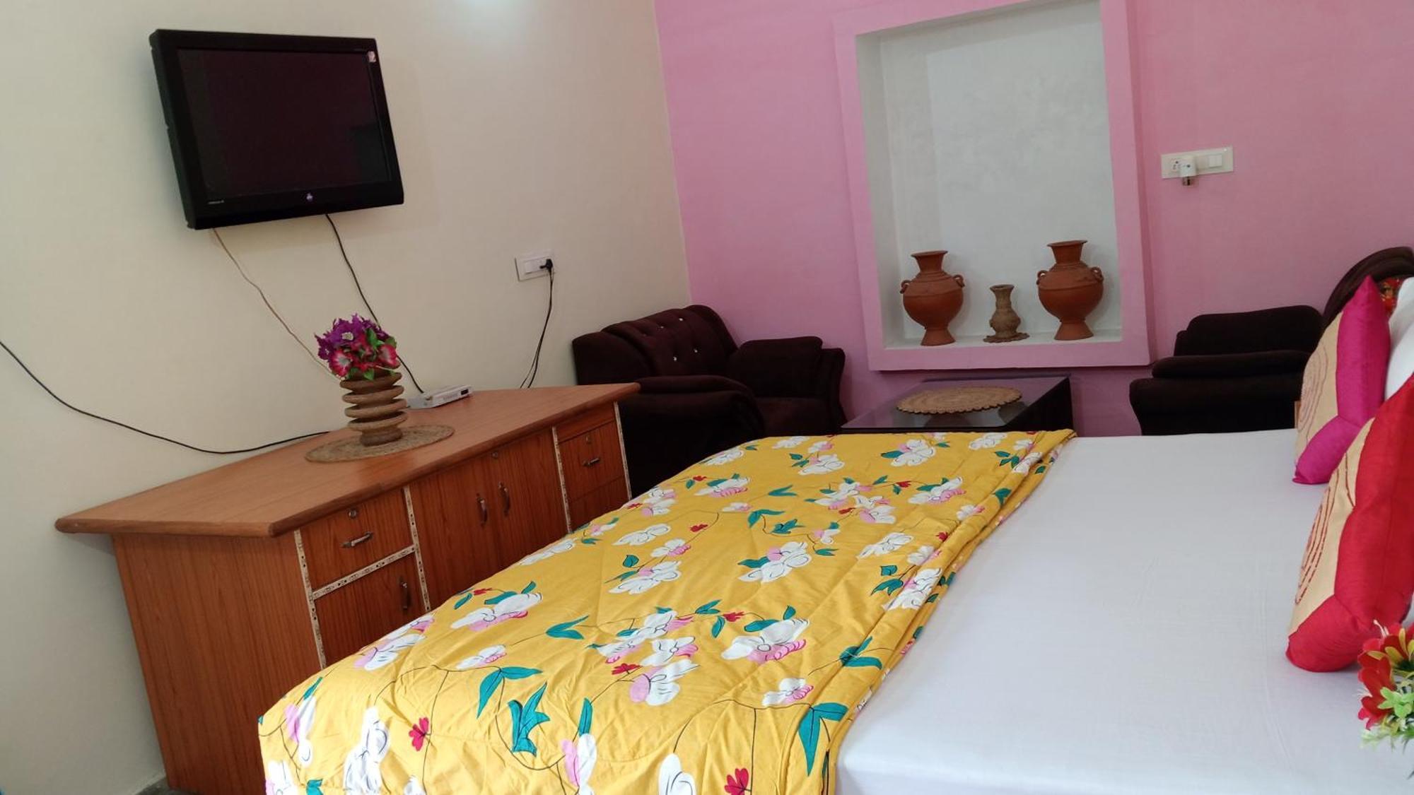 Khajuraho Rancho Apartment Екстериор снимка